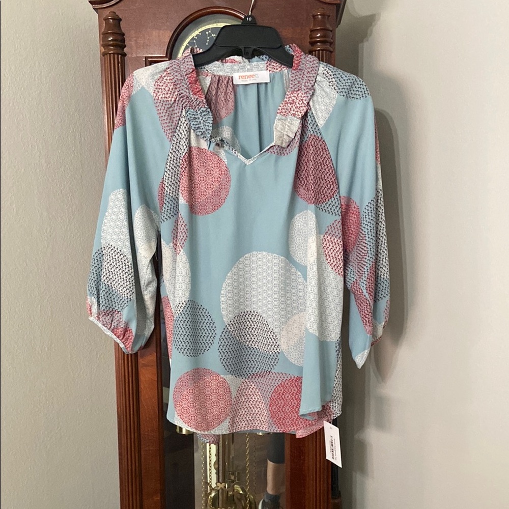 Green and Red Graphic Polo Collar Blouse with 3/4 Sleeves